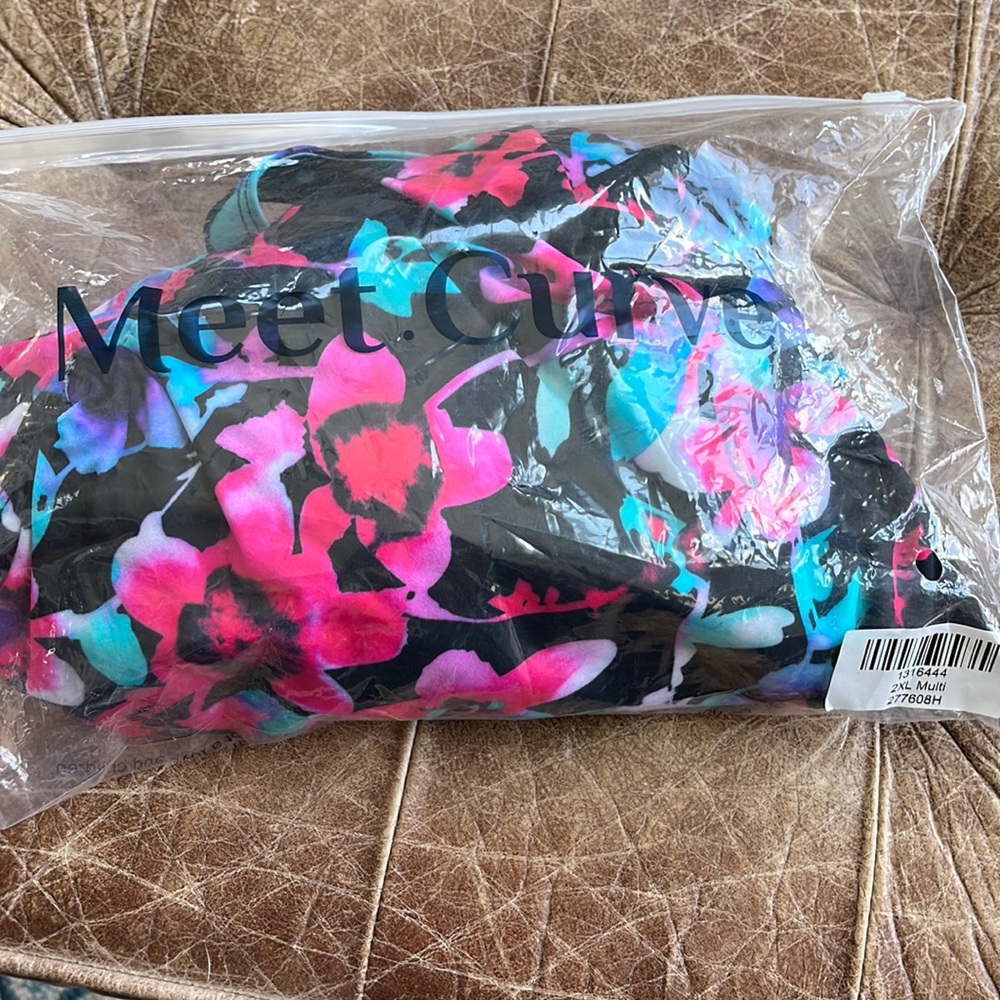 Meet Curve 2XL tankini top